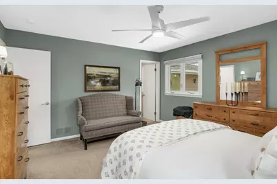 1695 Stanbridge Avenue, Roseville, MN 55113 - Photo 19