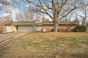 1695 Stanbridge Ave, Roseville, MN 55113 - Photo 49