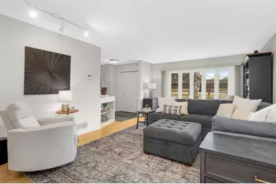 1695 Stanbridge Avenue, Roseville, MN 55113 - Photo 7