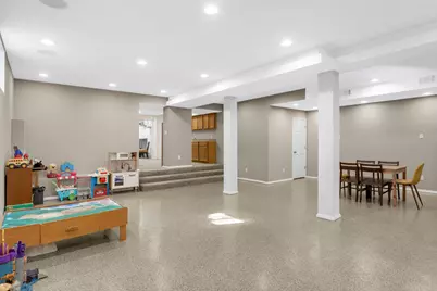 1695 Stanbridge Avenue, Roseville, MN 55113 - Photo 31