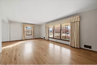 9801 13th Avenue S, Bloomington, MN 55425 - Photo 3