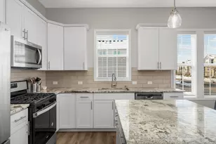 8130 Central Park Way N, Maple Grove, MN 55369 - Photo 5