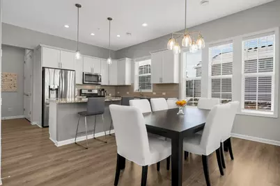 8130 Central Park Way N, Maple Grove, MN 55369 - Photo 7