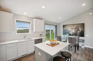 10860 Henslowe Ave S, Cottage Grove, MN 55016 - Photo 3