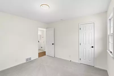 8773 Grenadier Avenue S, Cottage Grove, MN 55016 - Photo 15