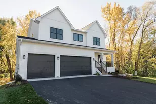 2816 Oxford St N, Roseville, MN 55126 - Photo 1