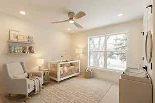 2816 Oxford St N, Roseville, MN 55126 - Photo 11