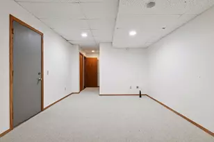 7641 Nicholas Way, Chanhassen, MN 55317 - Photo 39