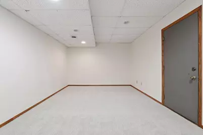 7641 Nicholas Way, Chanhassen, MN 55317 - Photo 37