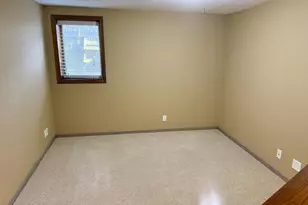 7401 Landau Dr, Bloomington, MN 55438 - Photo 23