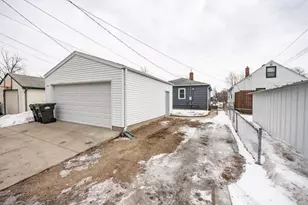 1328 5th Ave S, South Saint Paul, MN 55075 - Photo 19