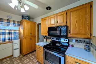 816 N 3rd St, Montevideo, MN 56265 - Photo 19