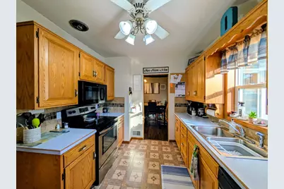 816 N 3rd Street, Montevideo, MN 56265 - Photo 17