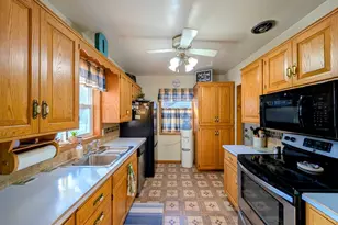 816 N 3rd St, Montevideo, MN 56265 - Photo 19
