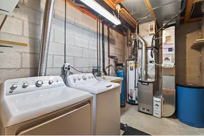 7275 Pontiac Circle, Chanhassen, MN 55317 - Photo 33