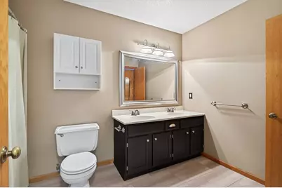 7275 Pontiac Circle, Chanhassen, MN 55317 - Photo 23