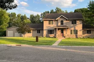 1211 Parkview Dr, Little Falls, MN 56345 - Photo 9