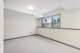 491 Sterling St S, Maplewood, MN 55119 - Photo 29