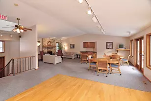 491 Sterling St S, Maplewood, MN 55119 - Photo 37