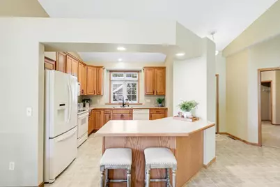 4725 Adair Court, Crystal, MN 55429 - Photo 7