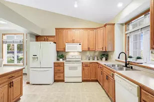 4725 Adair Ct, Crystal, MN 55429 - Photo 17
