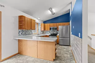 950 Herbert St, Jordan, MN 55352 - Photo 11