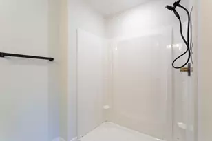 251 Saddle Ridge Ln, Troy Township, WI 54022 - Photo 17