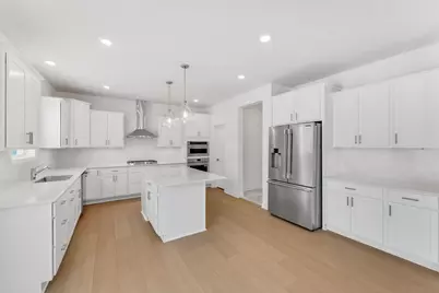 4879 Noble Drive NW, Rochester, MN 55901 - Photo 3