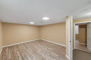 4937 Beard Ave N, Brooklyn Center, MN 55429 - Photo 23