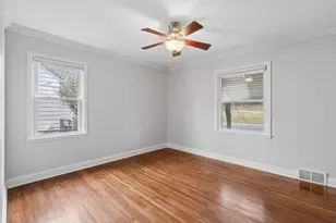 2711 Xerxes Ave N, Robbinsdale, MN 55422 - Photo 9