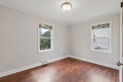 2711 Xerxes Avenue N, Robbinsdale, MN 55422 - Photo 11