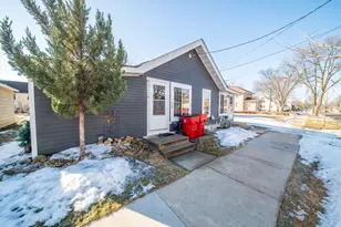 716 9th St SE, Rochester, MN 55904 - Photo 3