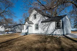 204 McLaughlin Ave W, Kandiyohi, MN 56251 - Photo 39