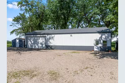 23371 650th Avenue, Alden, MN 56009 - Photo 7