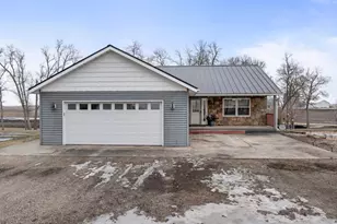 23371 650th Ave, Alden, MN 56009 - Photo 45