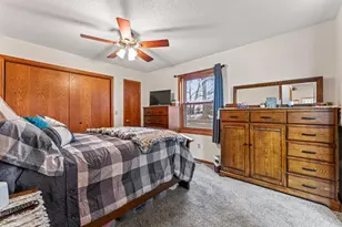 23371 650th Ave, Alden, MN 56009 - Photo 17