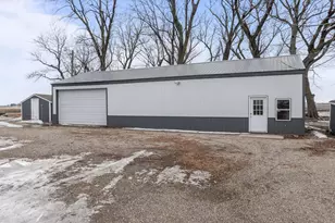 23371 650th Ave, Alden, MN 56009 - Photo 5