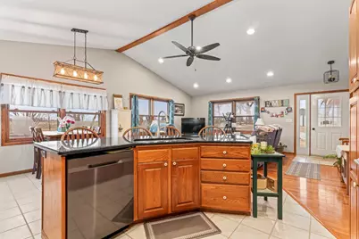 23371 650th Avenue, Alden, MN 56009 - Photo 11