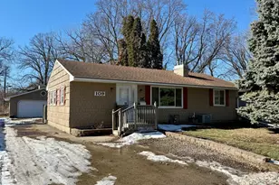 109 N 6th Ave, Albert Lea, MN 56007 - Photo 1
