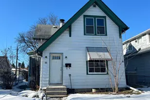 1069 Earl St, Saint Paul, MN 55106 - Photo 1