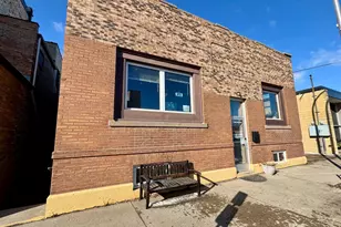 109 N Court St, Fergus Falls, MN 56537 - Photo 1