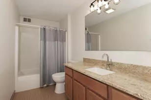 1065 23rd Ave SE, Minneapolis, MN 55414 - Photo 9