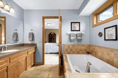 8682 Flamingo Drive, Chanhassen, MN 55317 - Photo 7