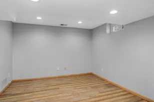 5245 Oxford St N, Shoreview, MN 55126 - Photo 29