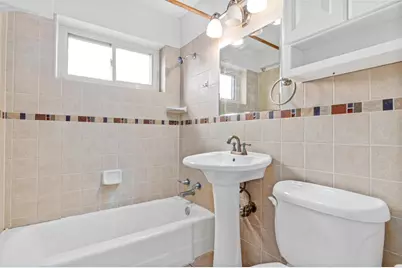 1800 Lasalle Avenue #201, Minneapolis, MN 55403 - Photo 11