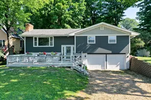 8112 N Shr Trl N, Forest Lake, MN 55025 - Photo 11