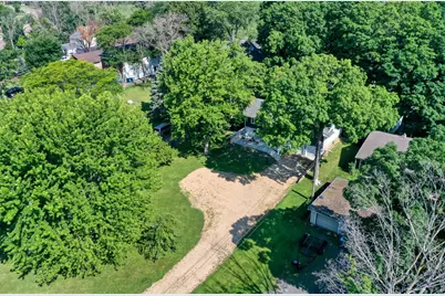 8112 N Shore Trail N, Forest Lake, MN 55025 - Photo 13