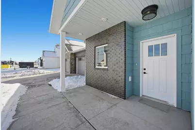 1576 75th Avenue S, Fargo, ND 58104 - Photo 3