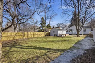 1101 12th St S, Moorhead, MN 56560 - Photo 3