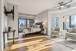 1201 Yale Pl, Minneapolis, MN 55403 - Photo 25